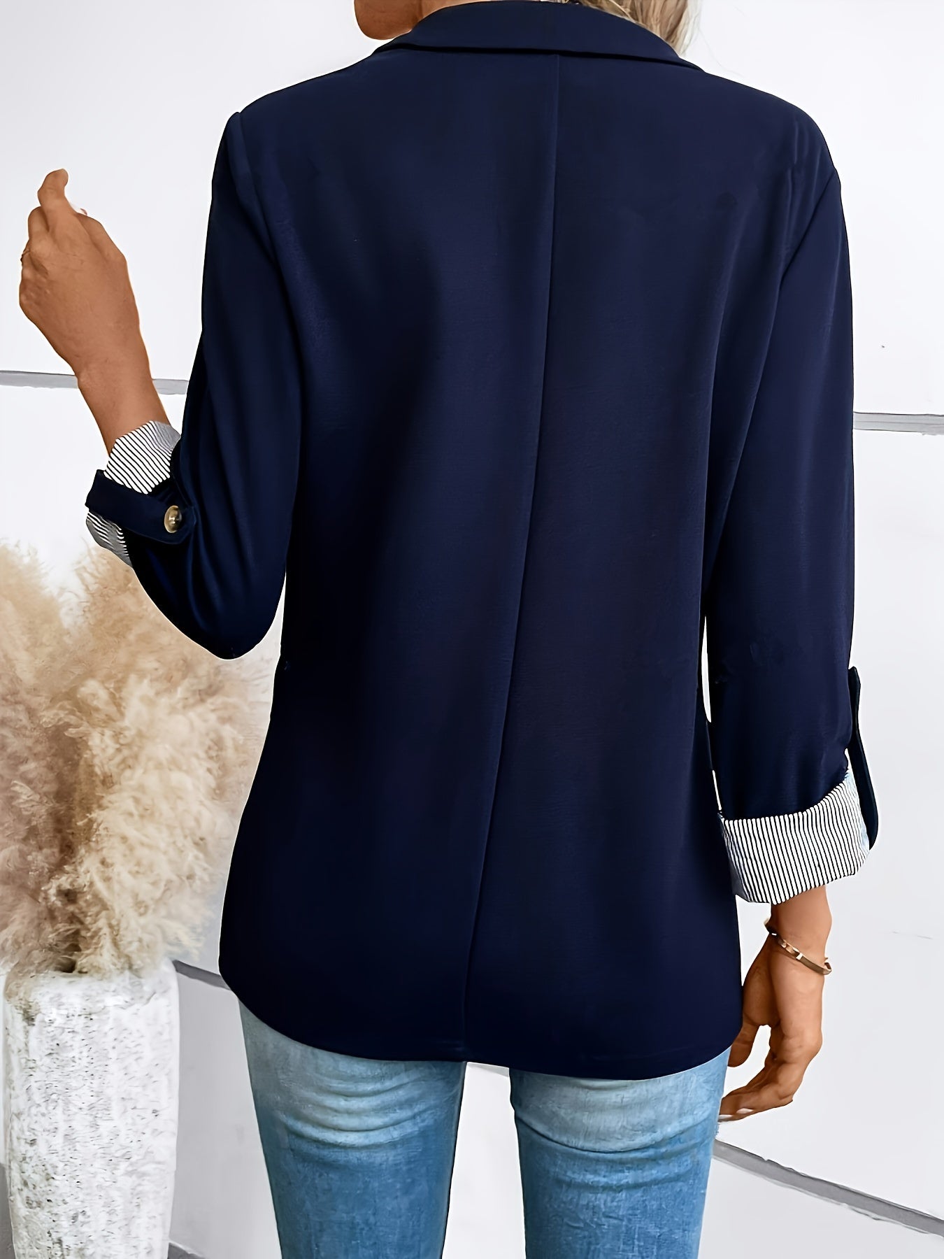 Elegant Long Sleeve Blazer, Perfect for Professional Office Settings For Women